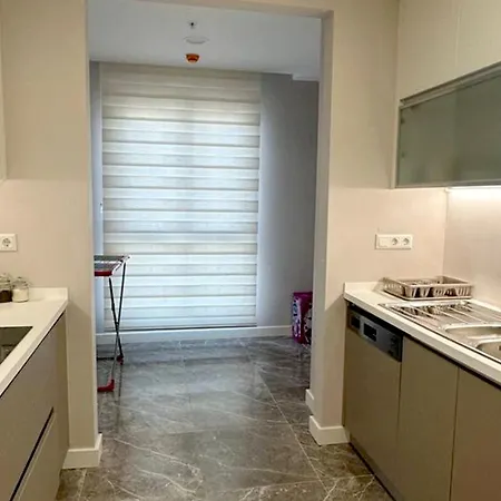 53 Fully Equipped Vip Near Basaksehir اسطنبول